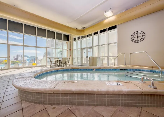 Phoenix Gulf Towers 2603 Apartment *