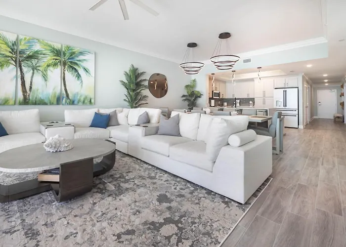 Phoenix Gulf Towers 2603 Apartment